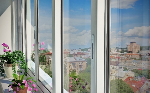 Купить раздвижные окна. Раздвижные окна на балкон и лоджию